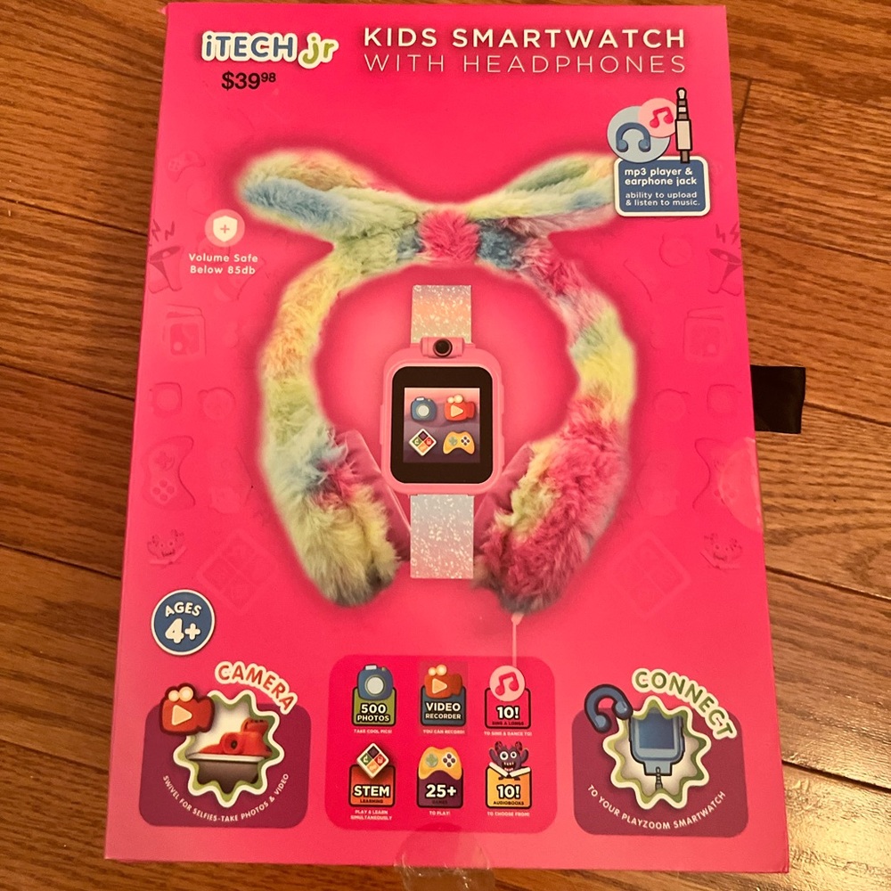 I tech kids smartwatch with cute fuzzy headphones